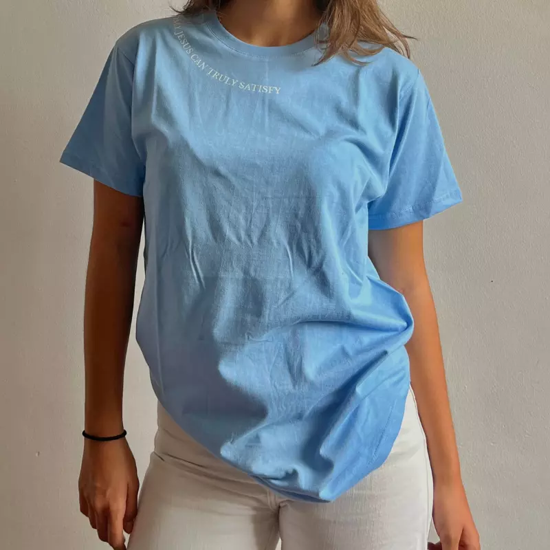 Tee-shirt bleu Only Jesus can truly satisfy marque chrétienne